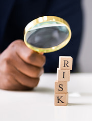 What are the risks associated with payroll outsourcing?