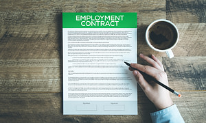 Are employment contracts compulsory in Australia?
