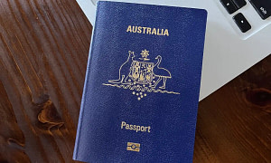 Can my employer keep a copy of my passport in Australia-L